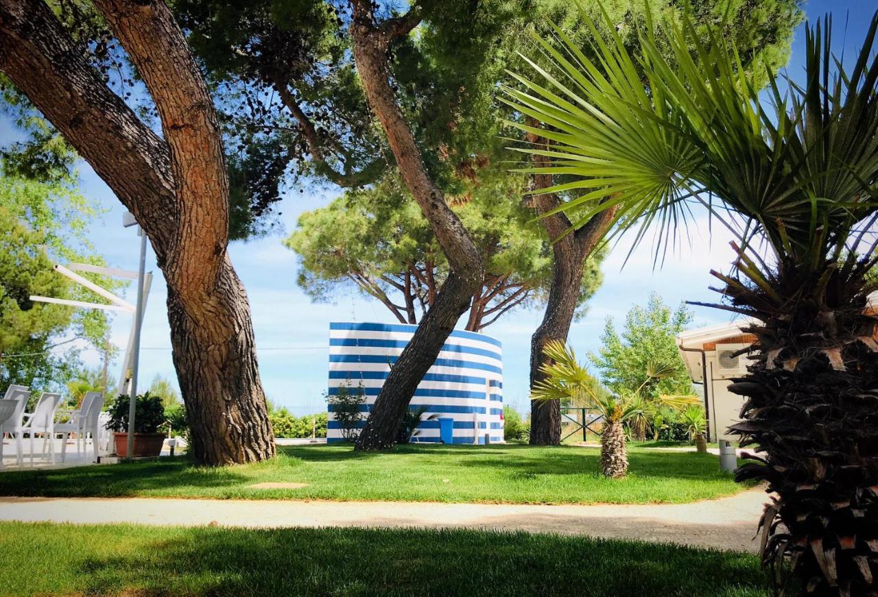 Hotel Perrozzi Vasto Ngoại thất bức ảnh