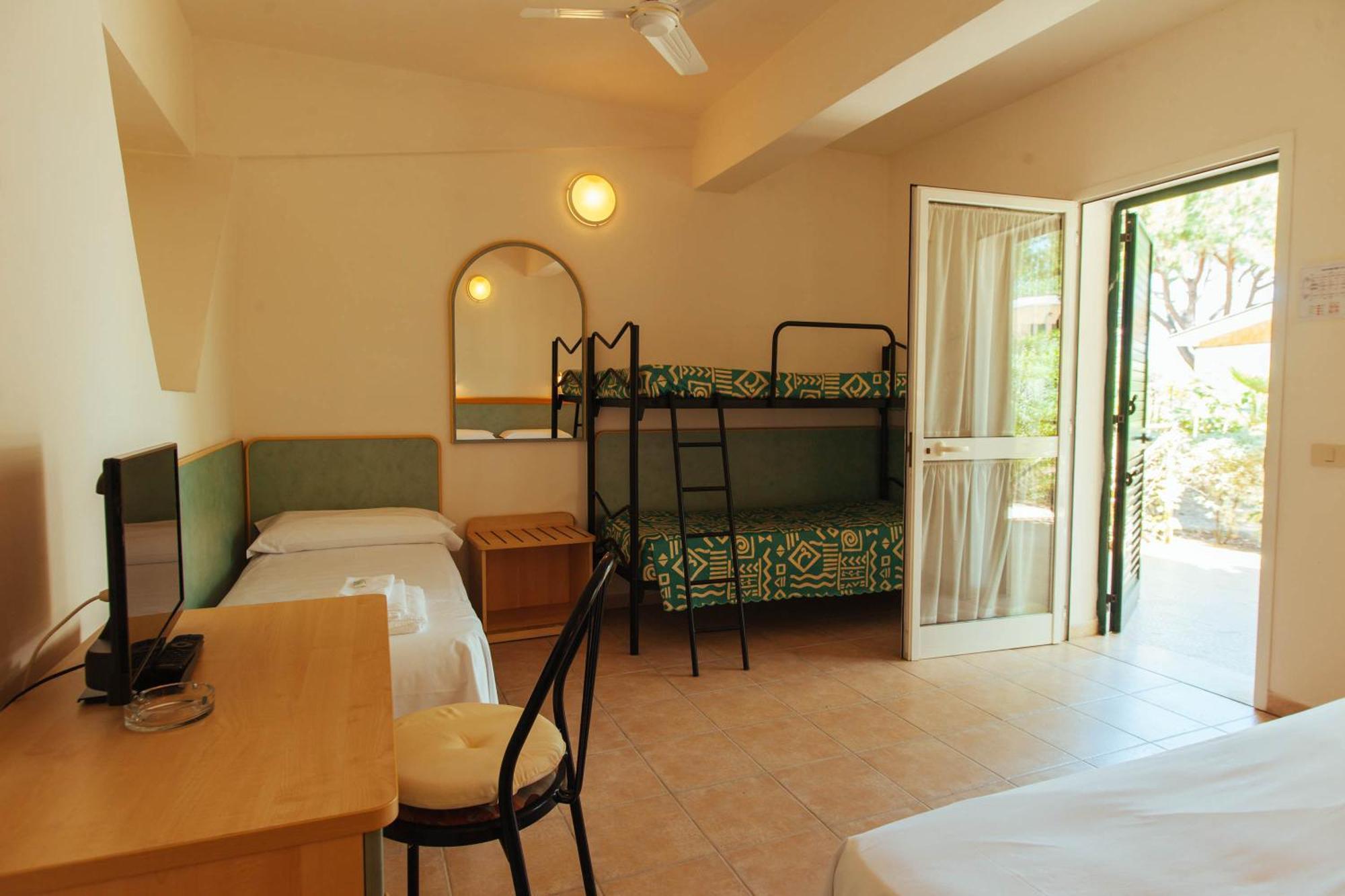 Hotel Perrozzi Vasto Phòng bức ảnh