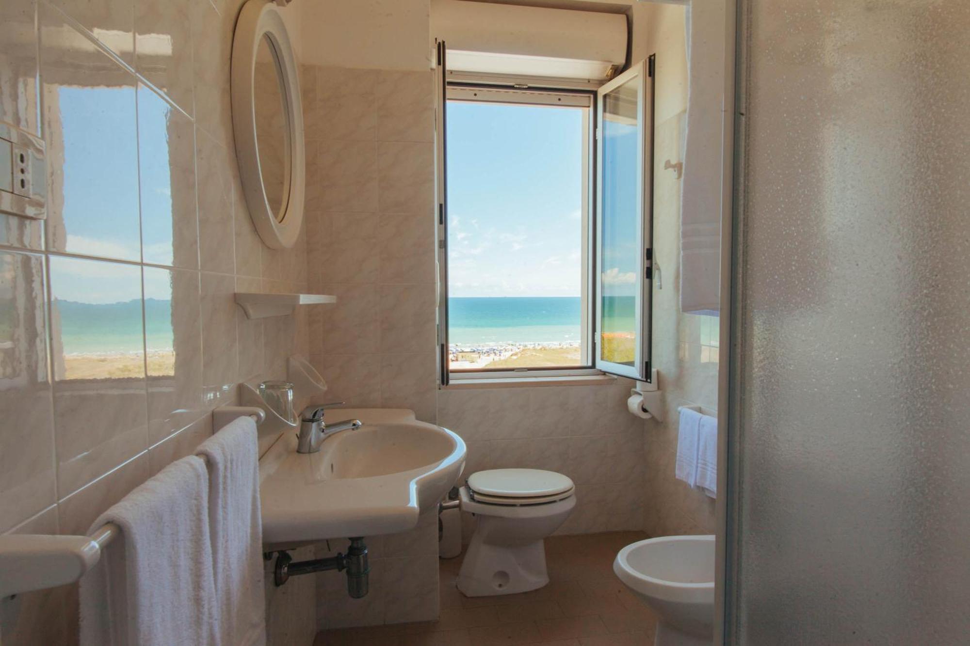 Hotel Perrozzi Vasto Phòng bức ảnh
